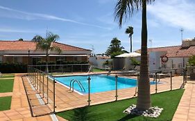Los Leones Bungalows